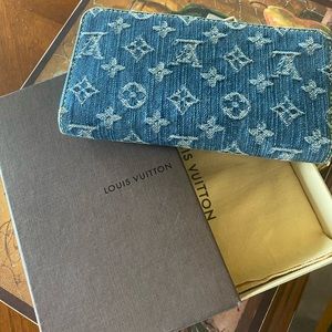💠🤍LV vintage denim large zippy wallet🤍💠